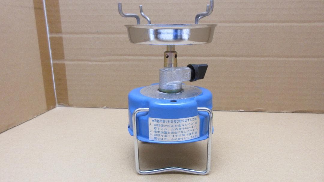 希少品 キャンピングガス トロッター型ミニガスコンロ GT-100ガス缶６個付