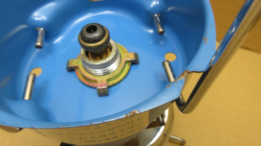 希少品 キャンピングガス トロッター型ミニガスコンロ GT-100ガス缶６個付