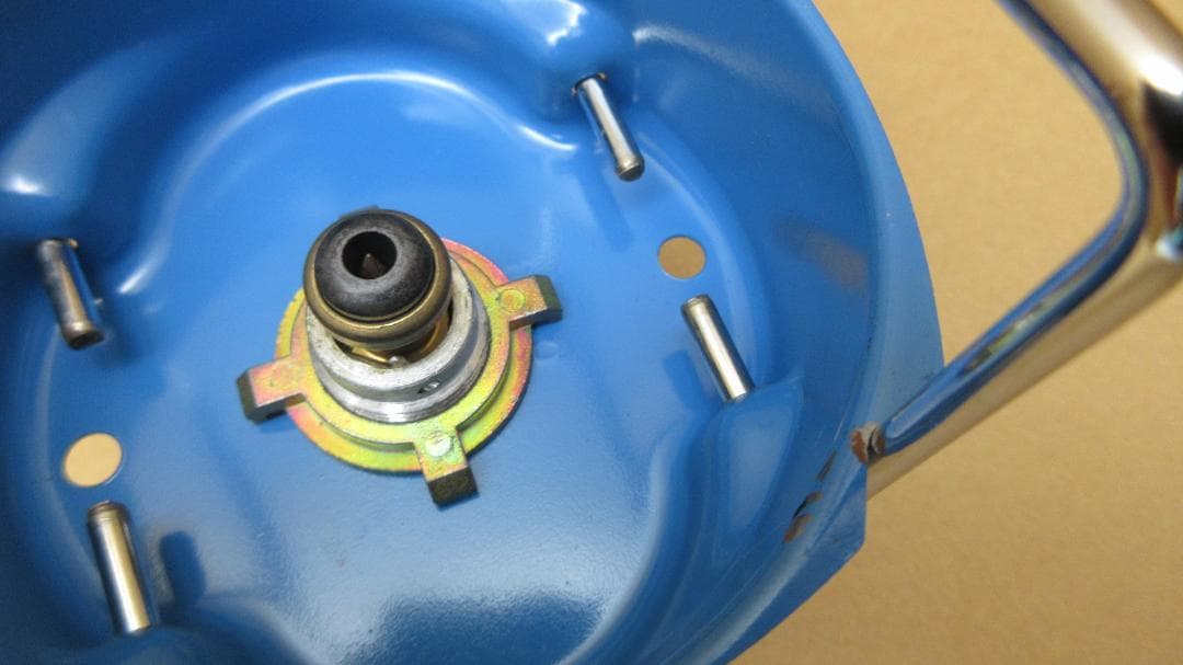 希少品 キャンピングガス トロッター型ミニガスコンロ GT-100ガス缶６個付