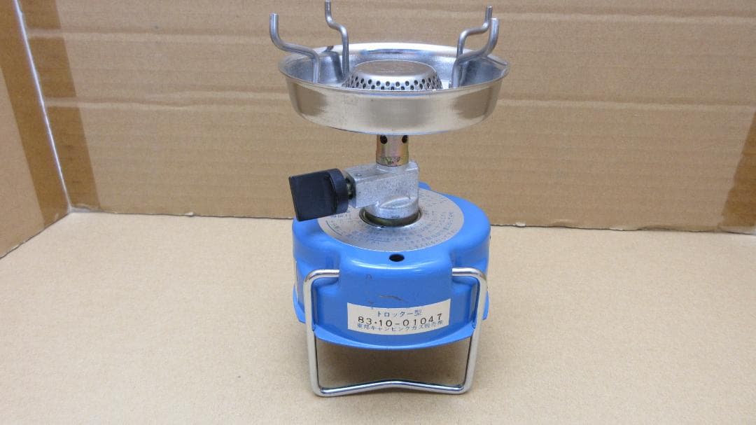 希少品 キャンピングガス トロッター型ミニガスコンロ GT-100ガス缶６個付