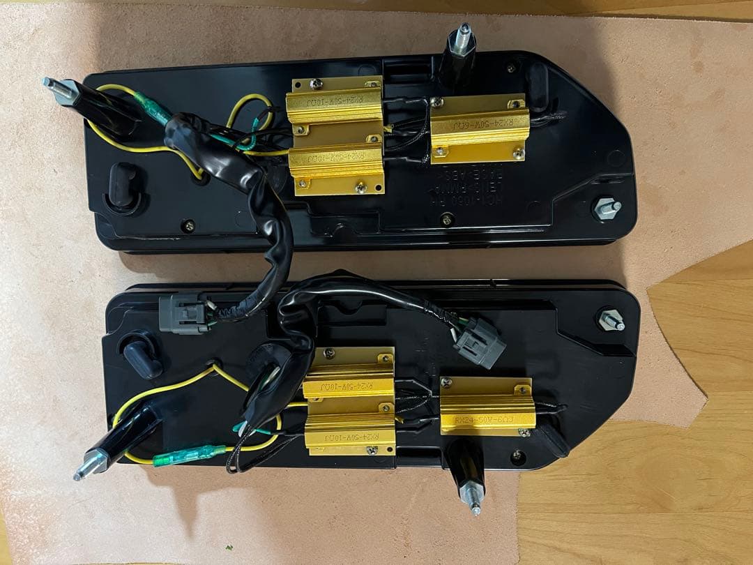 ジムニー JB64 JB74用ショウワガレージ LEDテールランプ(クリア)