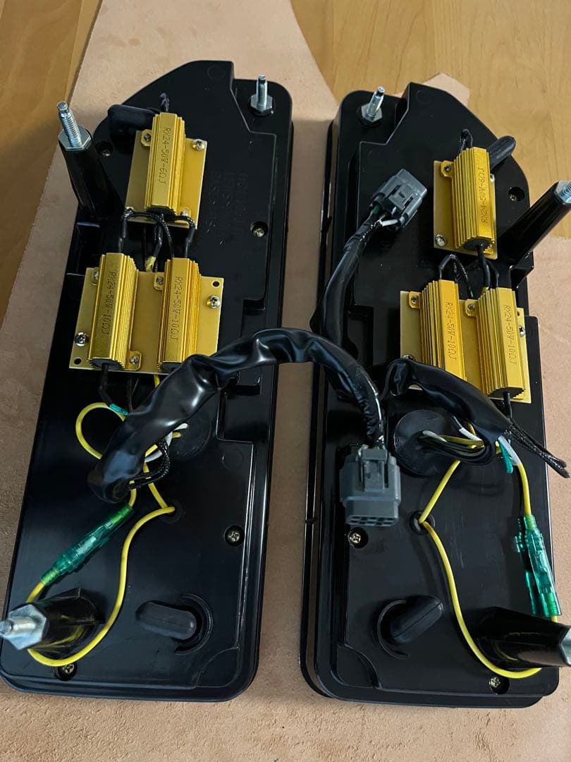 ジムニー JB64 JB74用ショウワガレージ LEDテールランプ(クリア)