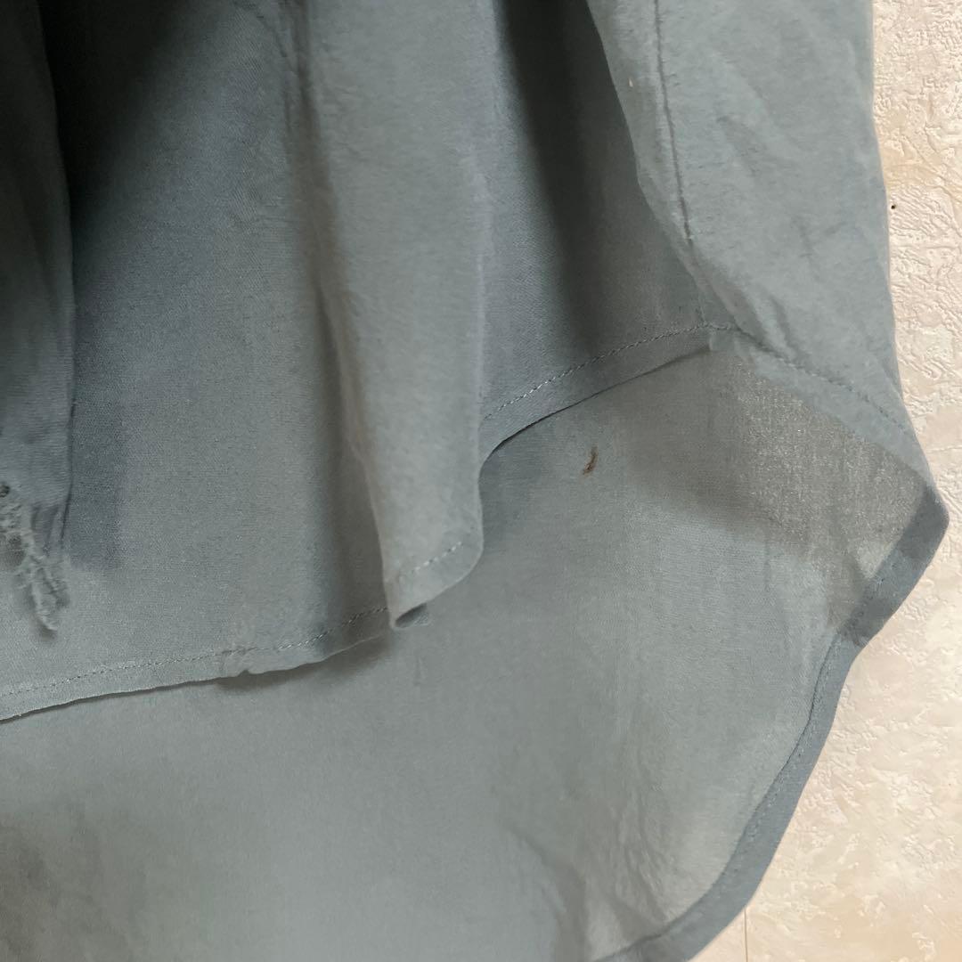 ヴィヴィアン　フリル　トップス