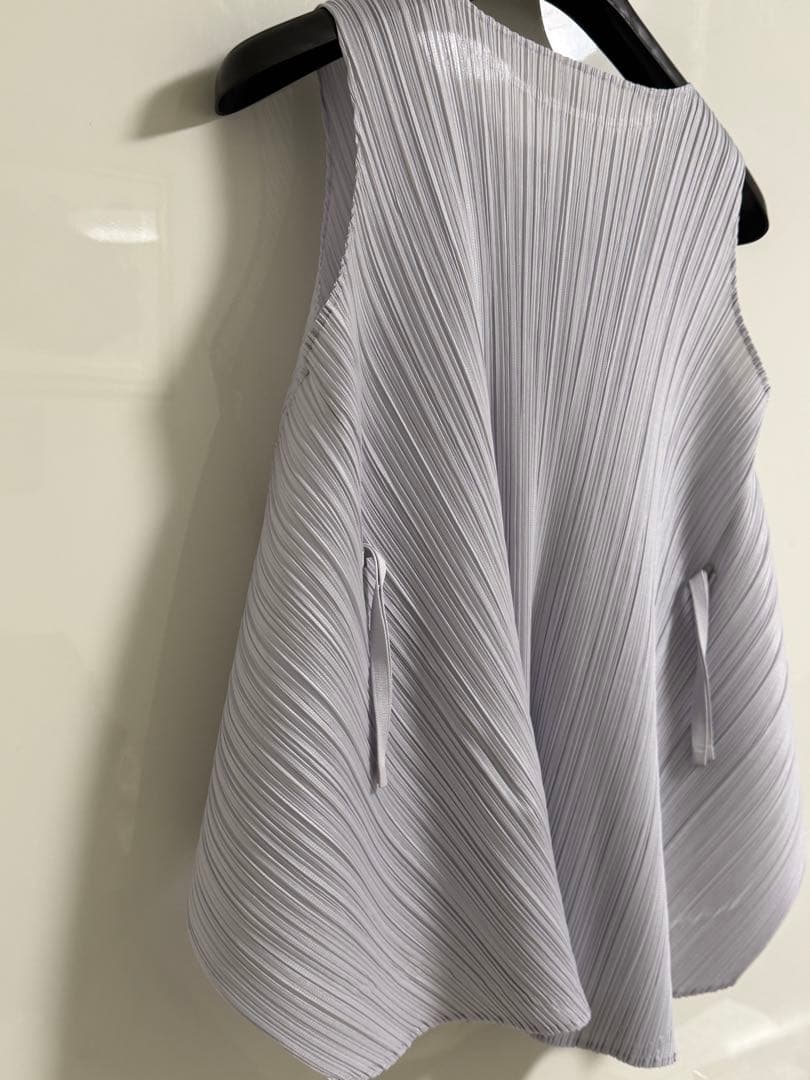 プリーツフリーズOVERLAPPED ノースリーブ シャツチュニック