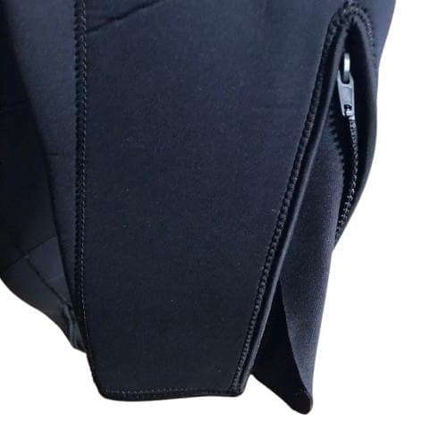 【Hele i Waho（ヘレイワホ）】ウェットスーツ（Ｍ）