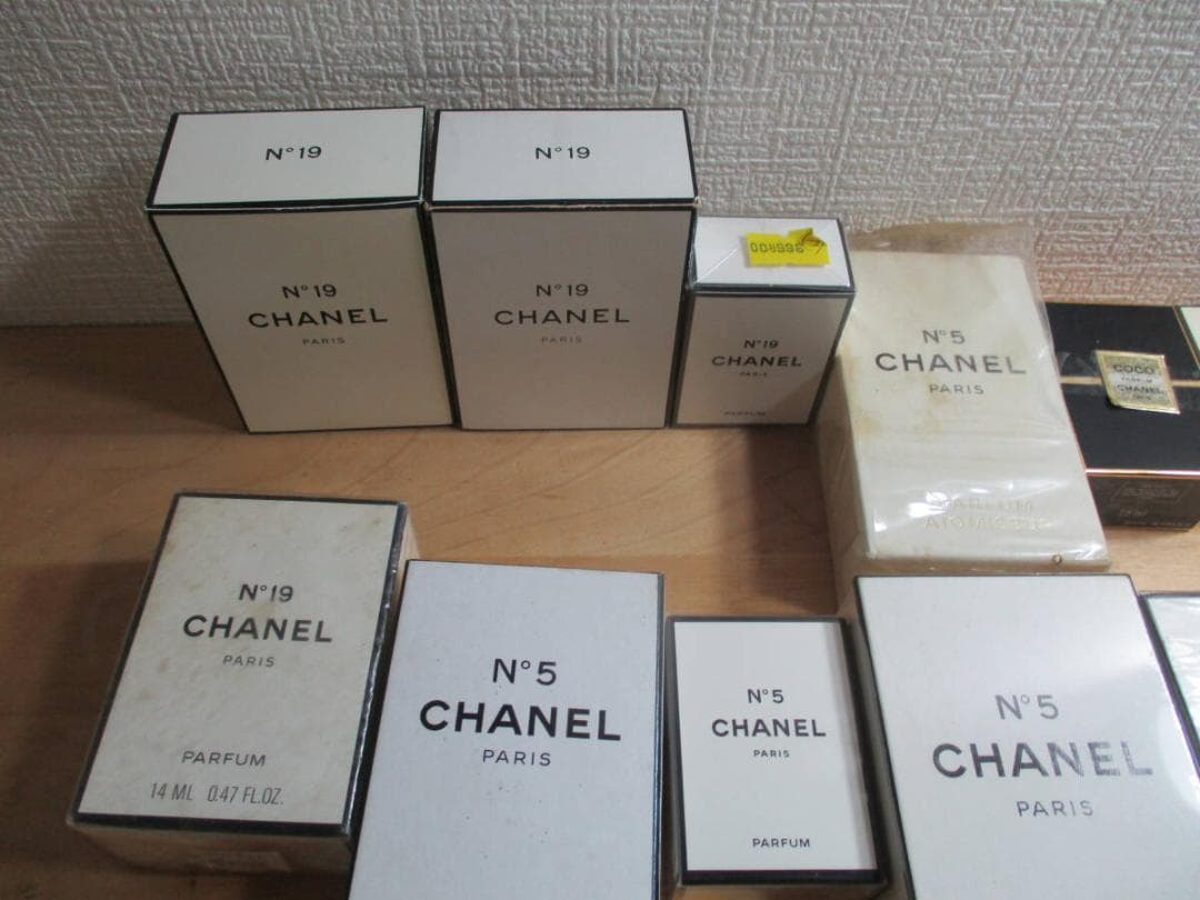 Sakura商品　７．５ｍｌ～２８ｍｌ総数23個　半分以上未使用品　№１９