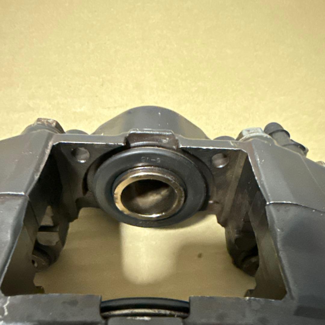 BNR32 R32 スカイライン GT-R リアキャリパー 左側 日産純正