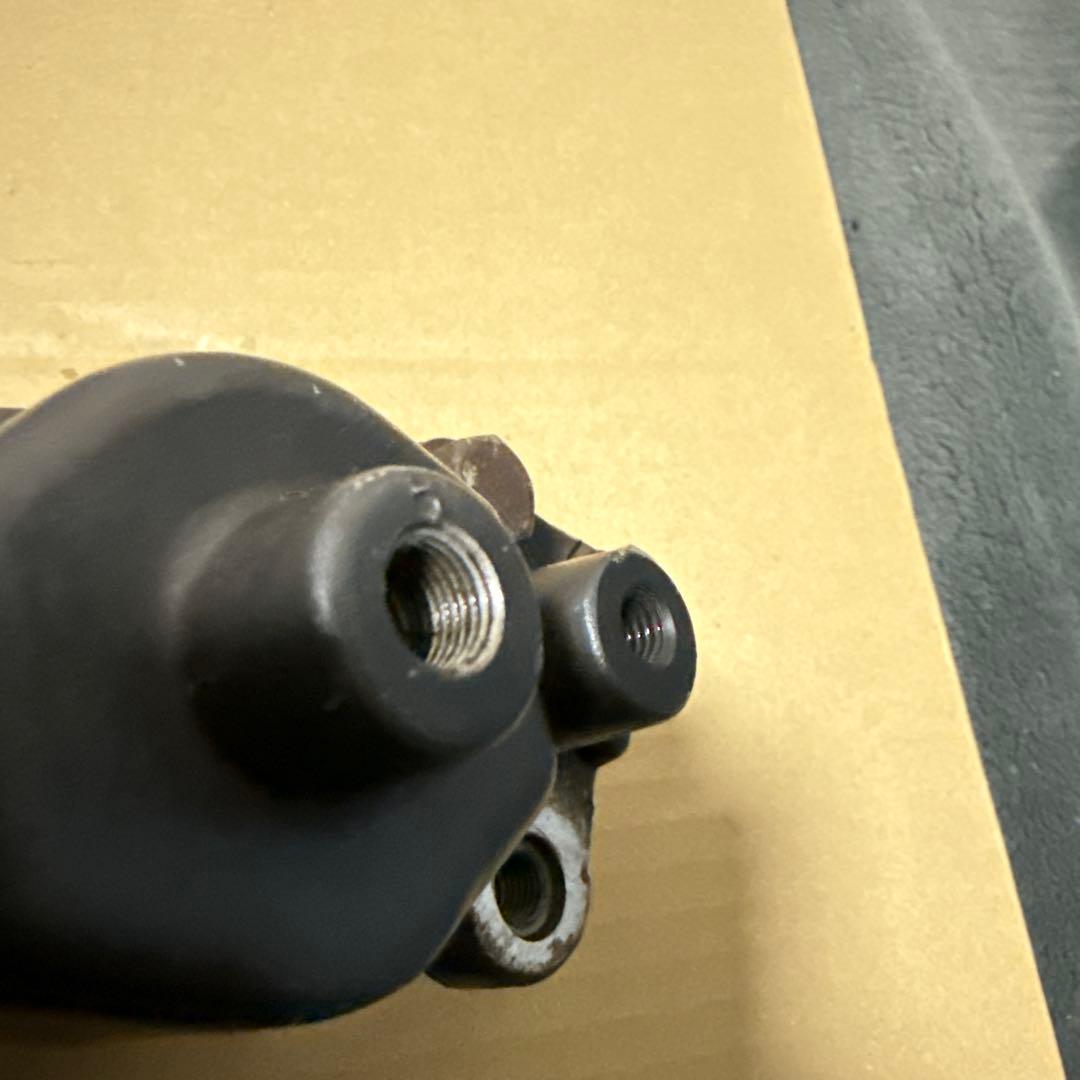 BNR32 R32 スカイライン GT-R リアキャリパー 左側 日産純正