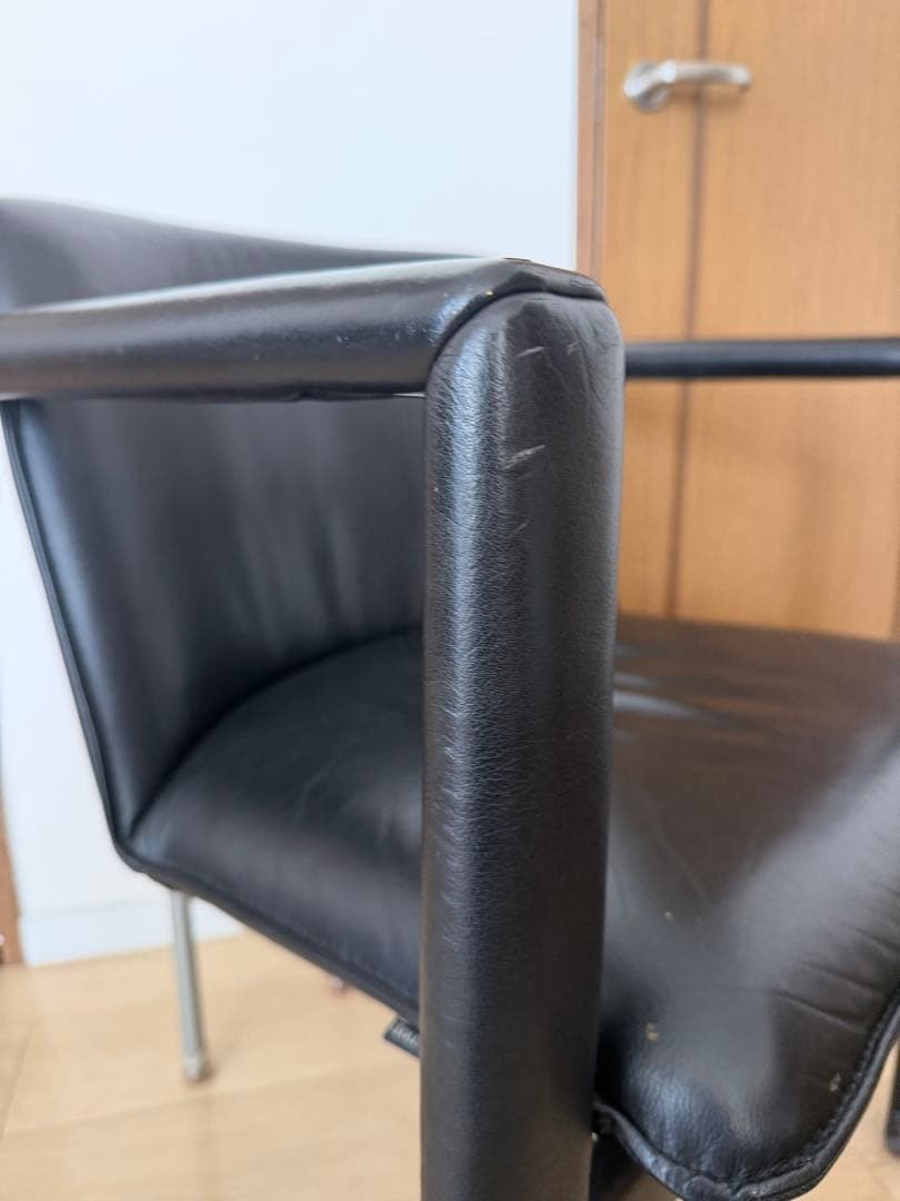 【よっしー】ビンテージ　レザーチェア