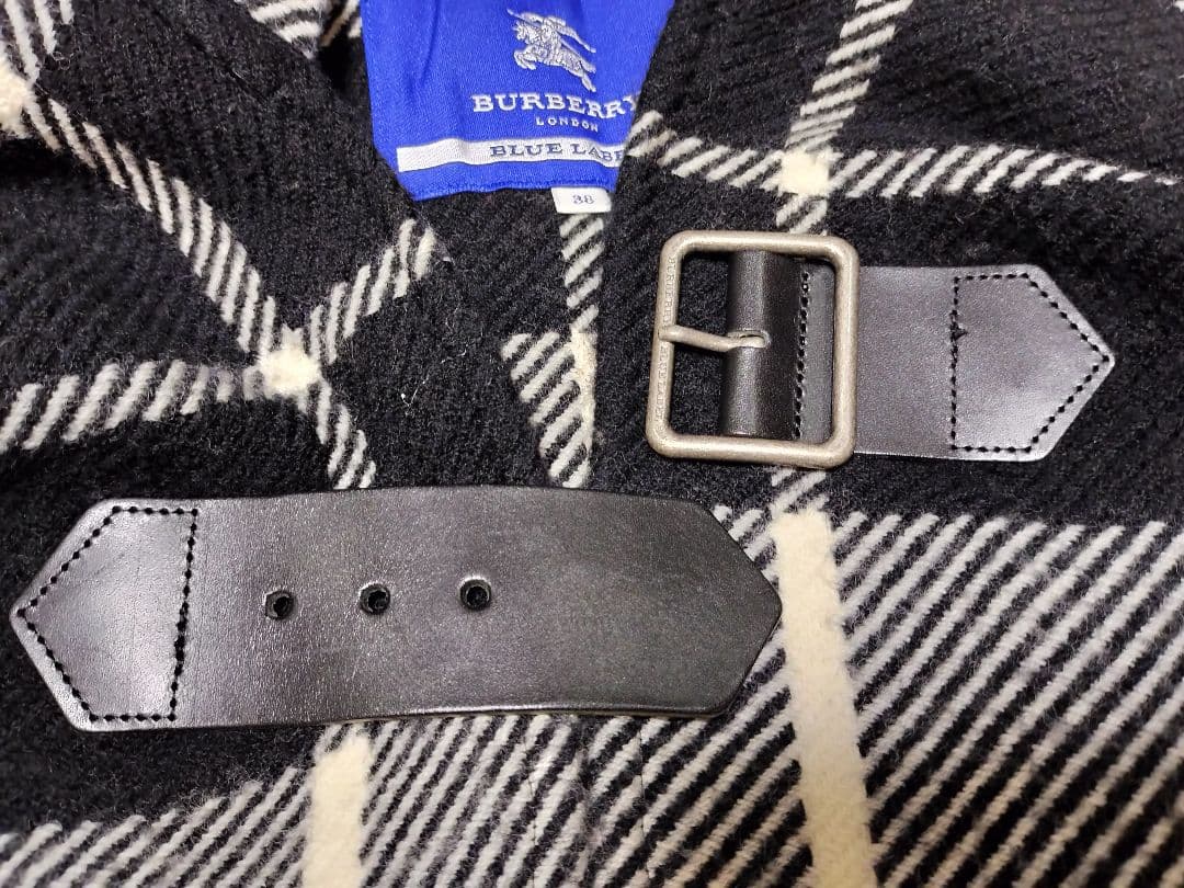 BURBERRY BLUE LABELバーバリーブルーレーベルフード付きポンチョ