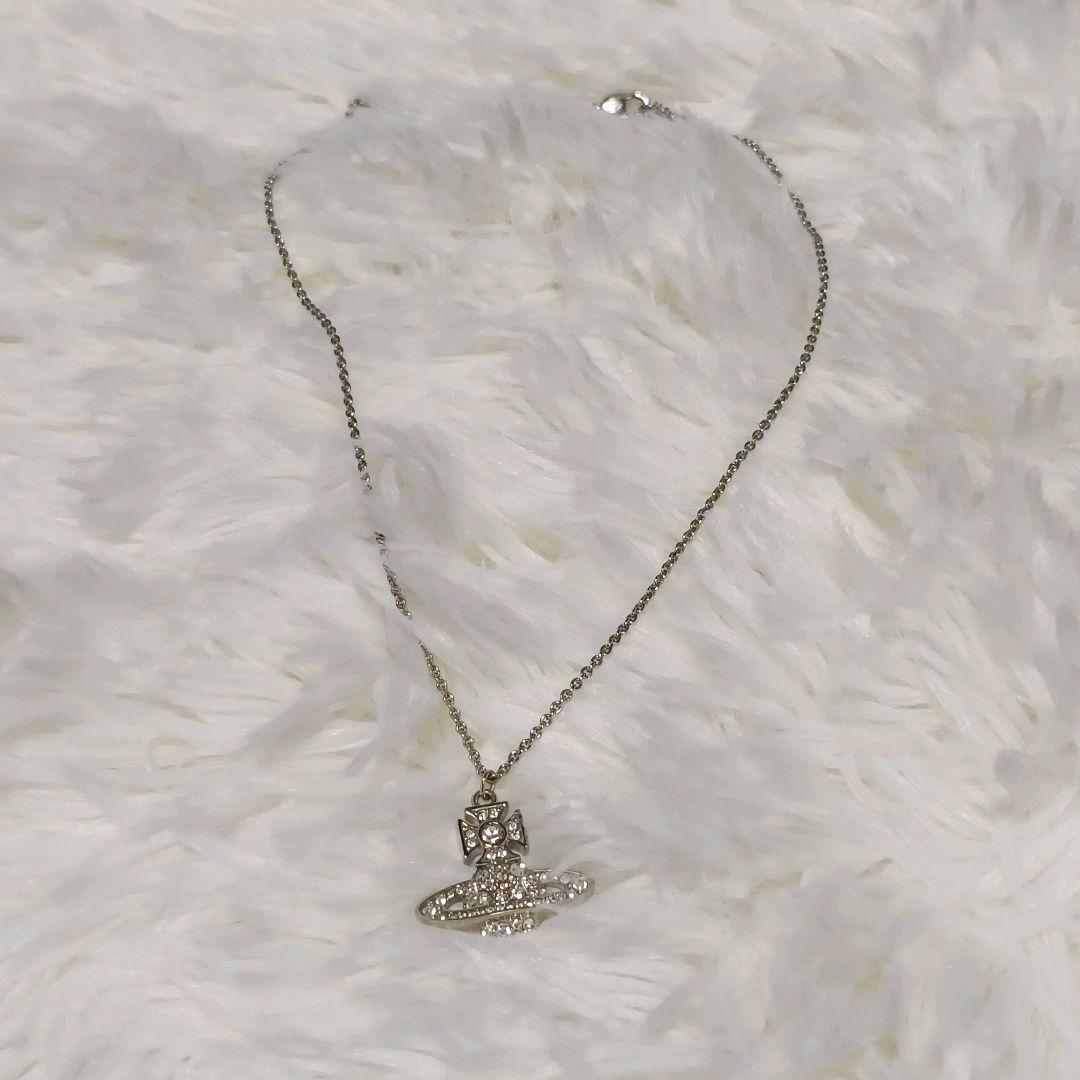 Vivienne Westwood オーブ ネックレス