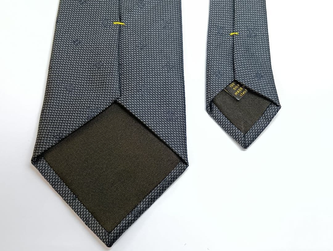 490 LOUISVUITTON ヴィトン グレー モノグラム ネクタイ