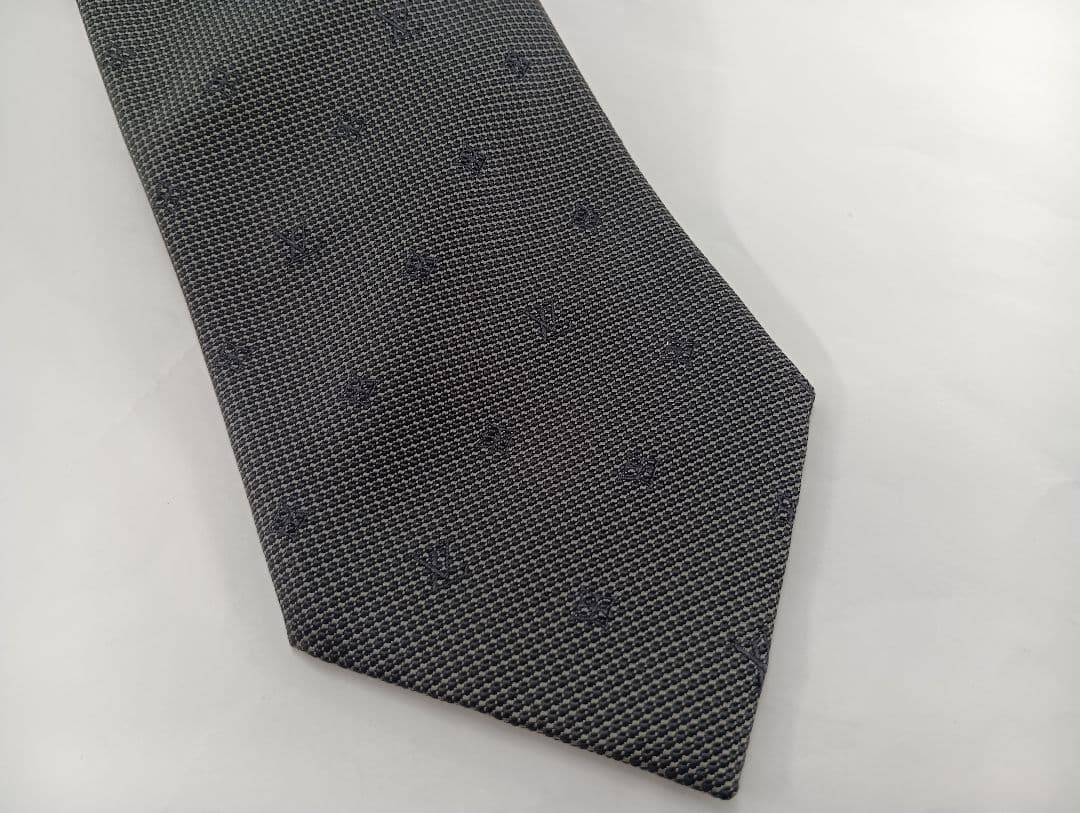 490 LOUISVUITTON ヴィトン グレー モノグラム ネクタイ