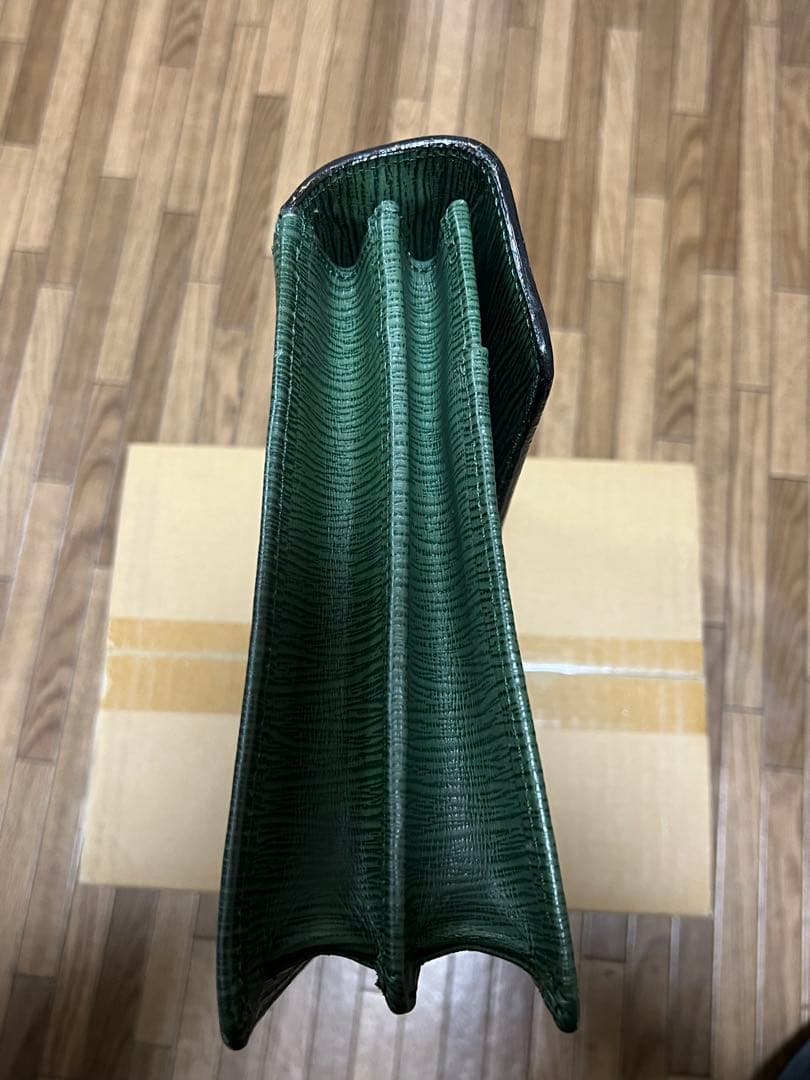 マツダ家　ベルサーチ　セカンドバック　付属鍵あり袋付き