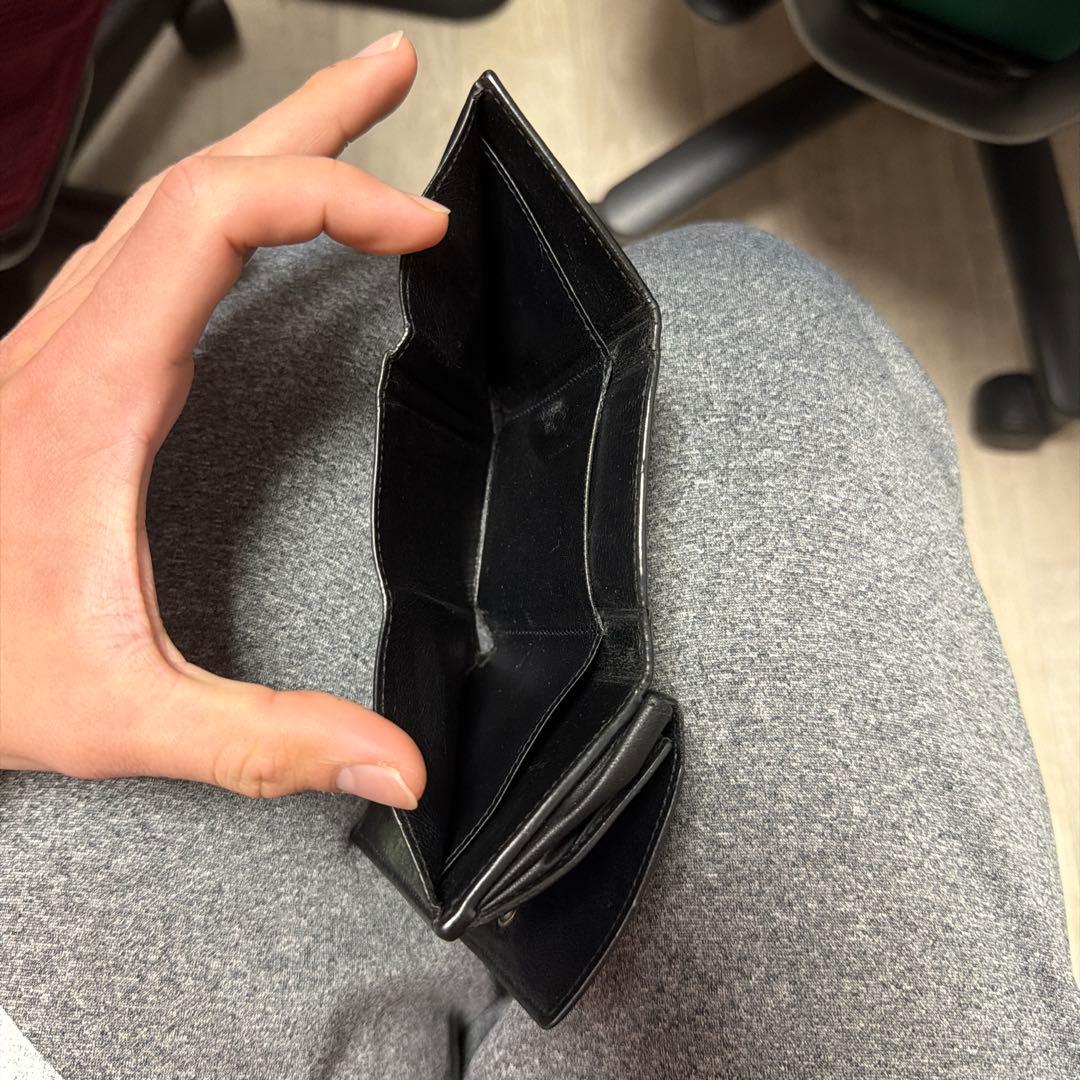 BALENCIAGA 三つ折り財布 ブラック　　 お値下げ可能です‼️