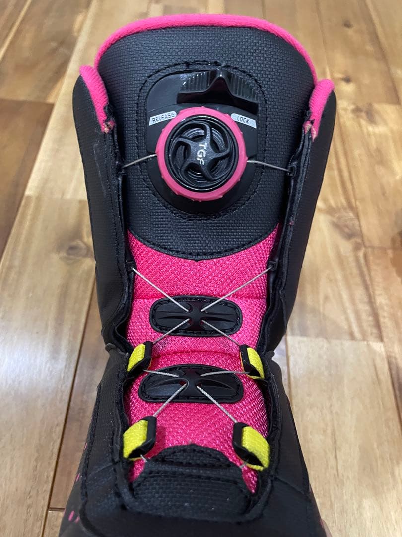 ［美品］スノーボードボアブーツ ブラック＆ピンク/24cm
