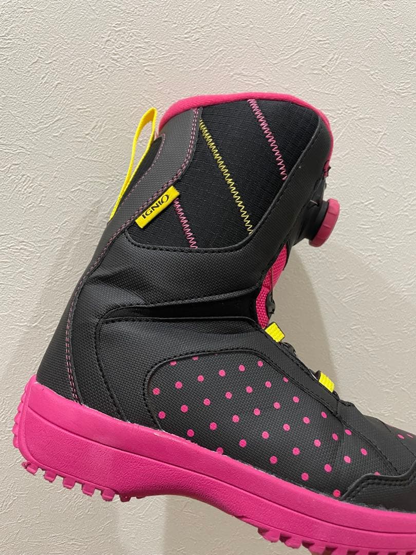 ［美品］スノーボードボアブーツ ブラック＆ピンク/24cm