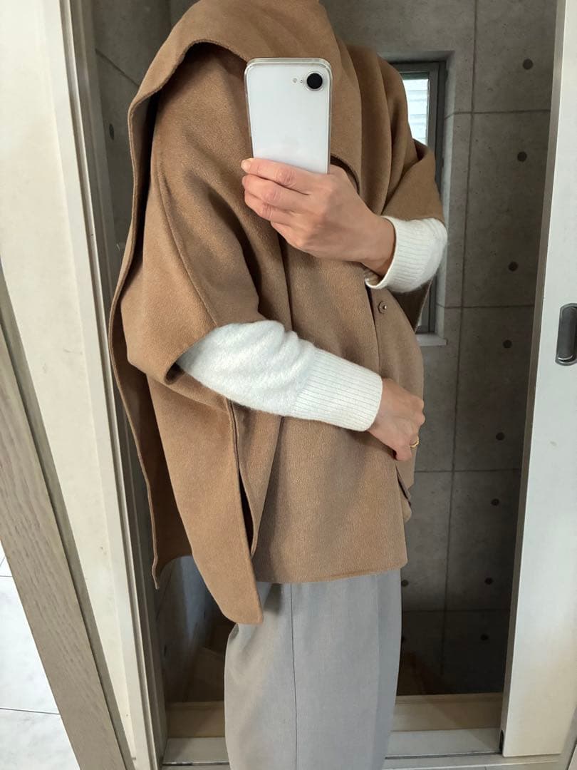 完売！新品COS ウールケープコート　キャメルベージュ