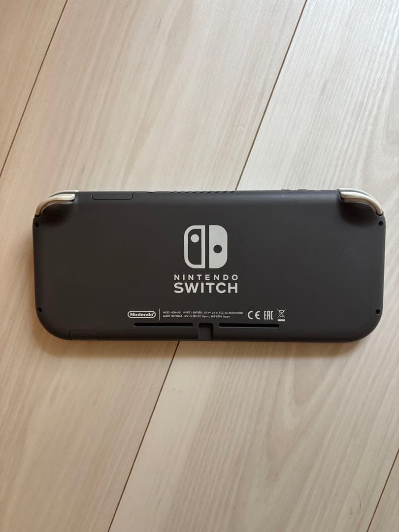 澪*様 本体 任天堂スイッチライト　黒ケース付　Nintendo Switch