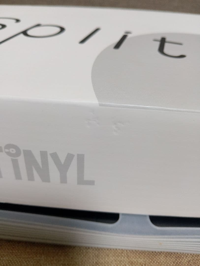 林雯茜ページ/CDプレイヤー　Split CD　PLAYER TINYL