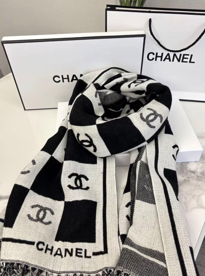CHANEL スカーフ ブラック×アイボリー
