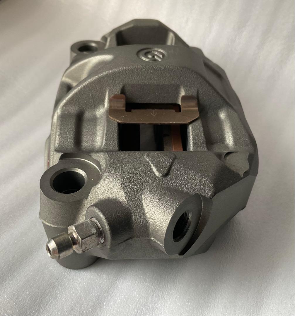 m*i様 カワサキ純正ブレンボキャリパー未使用品　ZX14R、ニンジャＨ２、１０