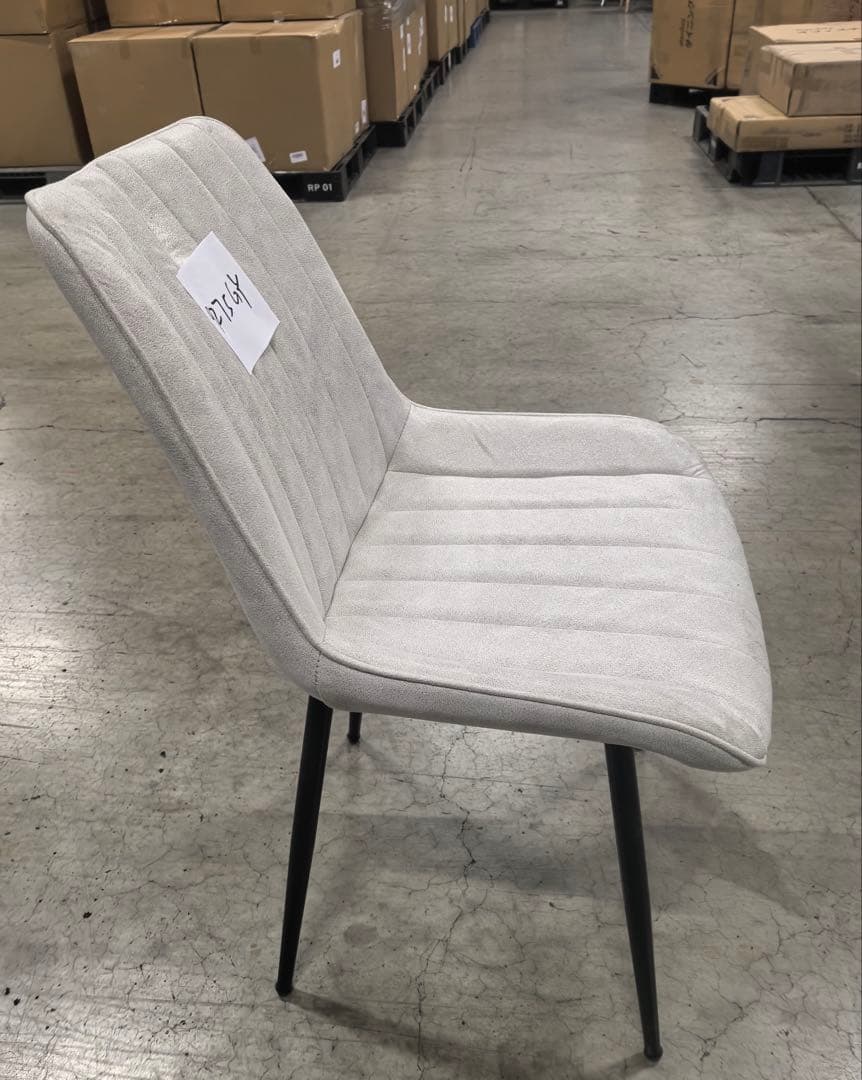 ダイニングチェア　反毛皮　疲れにくい おしゃれ 北欧風オフホワイト 2脚セット