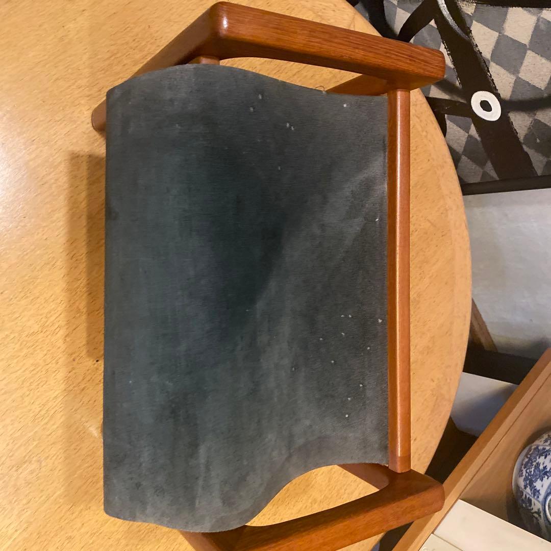 デンマークAksel Kjersgaard チーク材マガジンラック