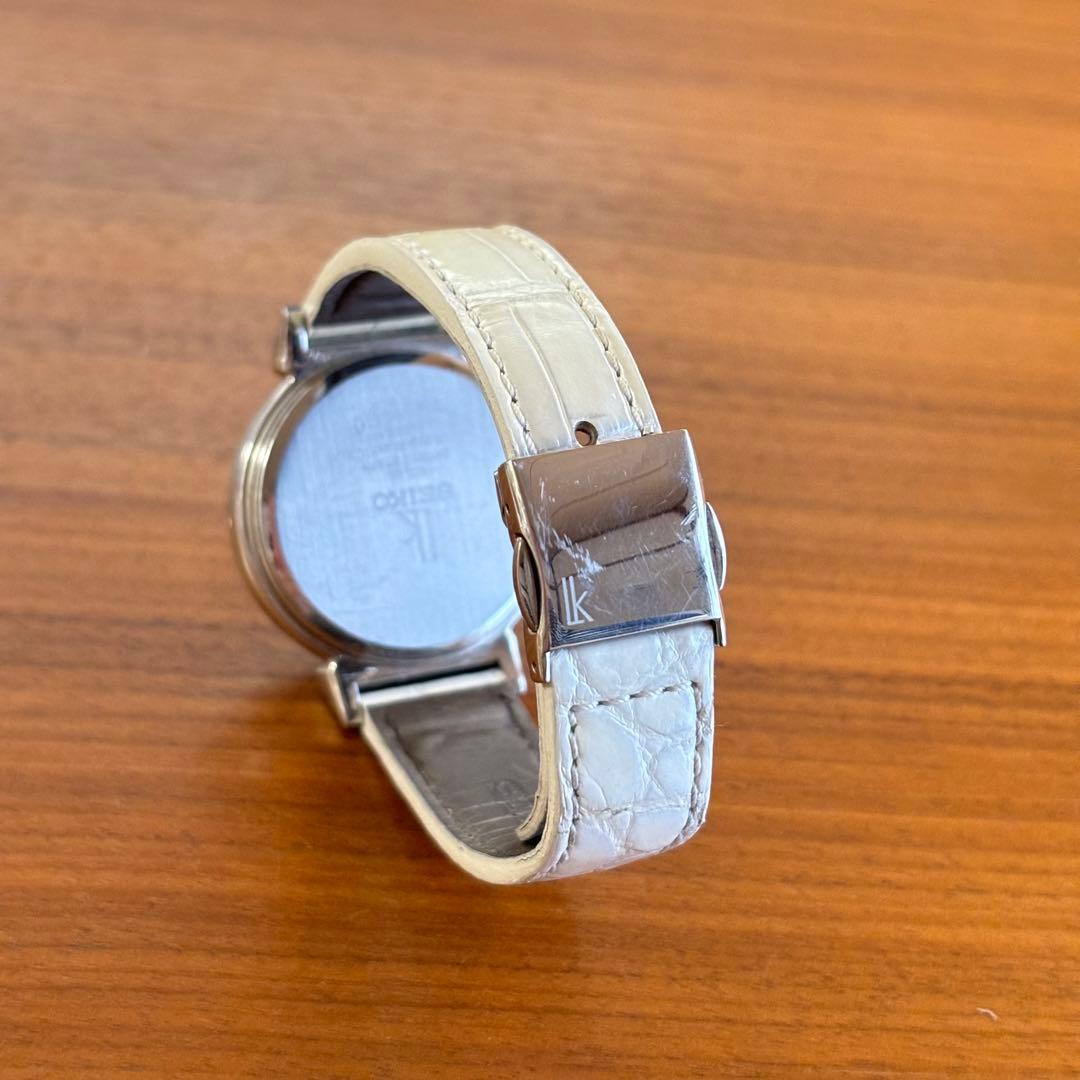 SEIKO ルキア　LUKIA クロノグラフ　ソーラー電池　ダイヤ　本革ベルト