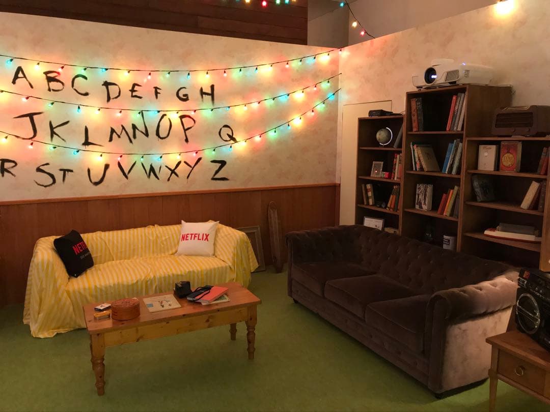 ストレンジャーシングス BEDWIN Tシャツ