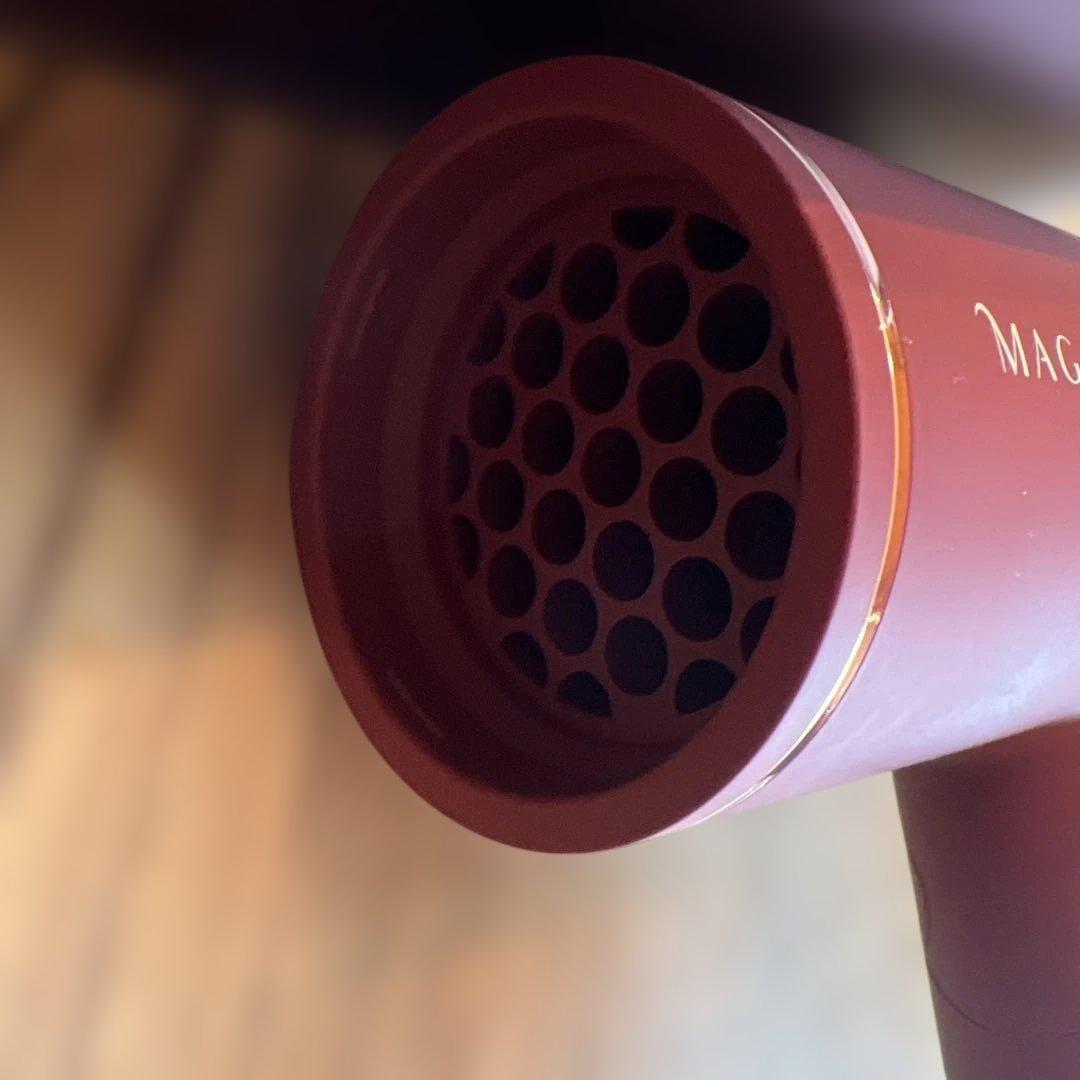 MAGAMI ヘアドライヤー レッド