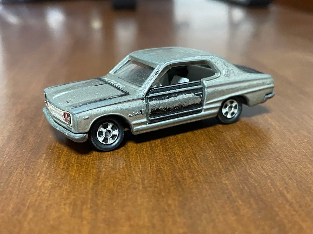 トミカ 日本製 1Aホイール スカイライン HT 2000 GT ハコスカ