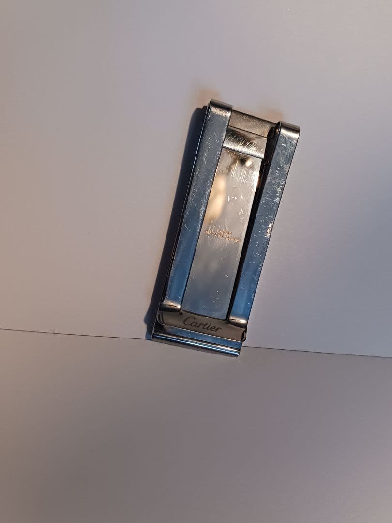 カルティエマネークリップ