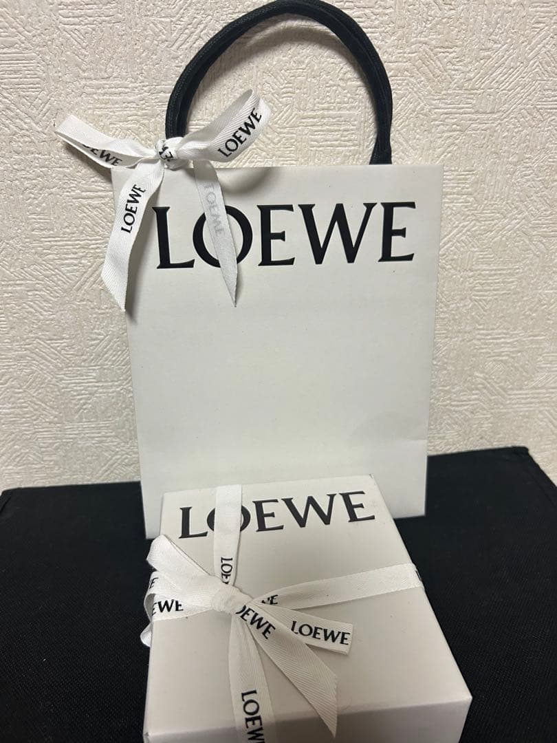 【新品未使用】LOEWE アナグラムキーケース　６連