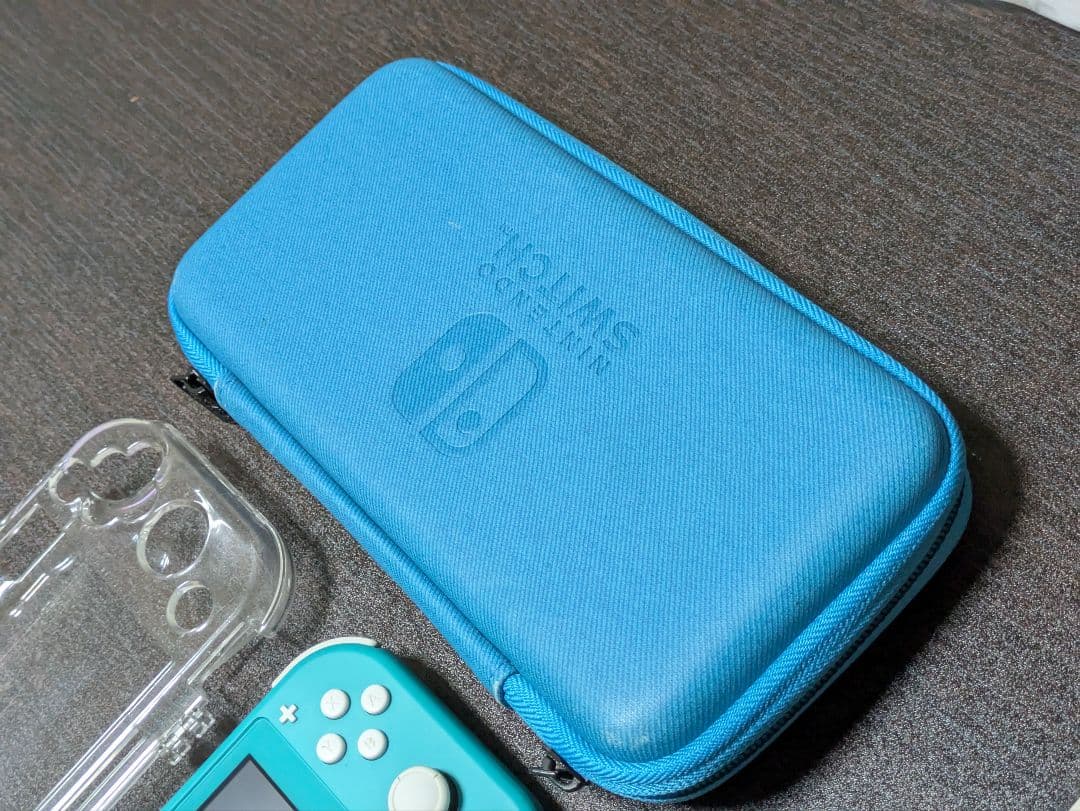 Nintendo Switch lite 本体　ケース・カバー付き ターコイズ