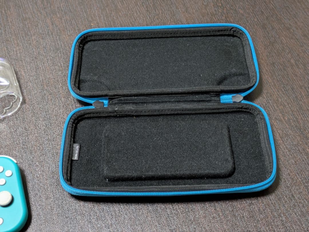 Nintendo Switch lite 本体　ケース・カバー付き ターコイズ