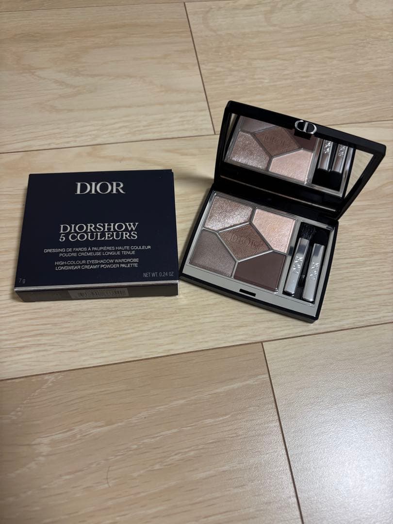Dior アイシャドウパレット 669ソフトカシミア