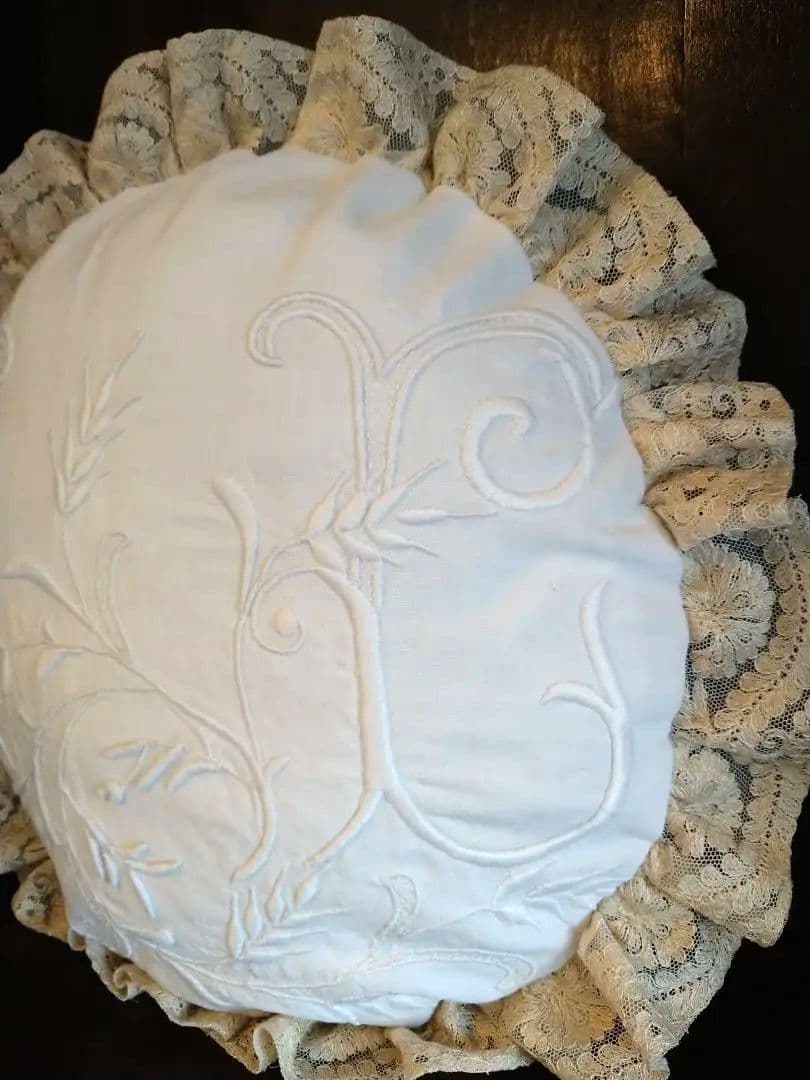 4/5まで特別価格★フランスアンティーク刺繍★エンブロイダリレース★クッション