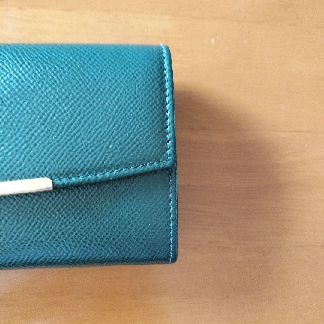 フェラガモ　グリーン長財布