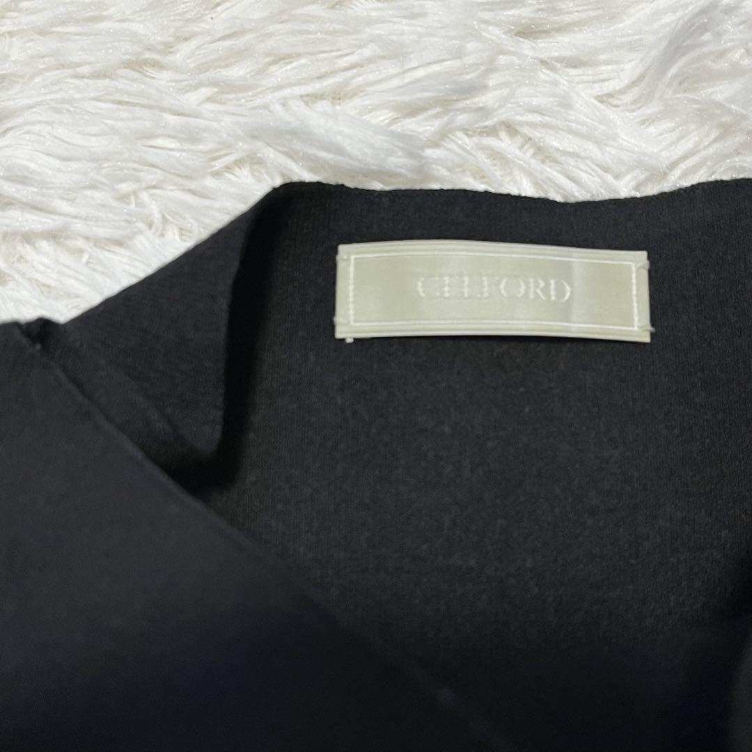 美品✨CELFORD（セルフォード）　ピンタックプリーツニットワンピース