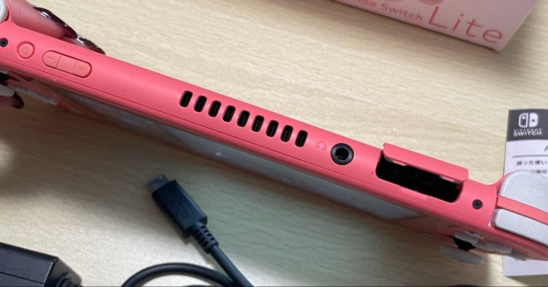 Nintendo Switch Lite ピンク 本体　箱　充電器付き