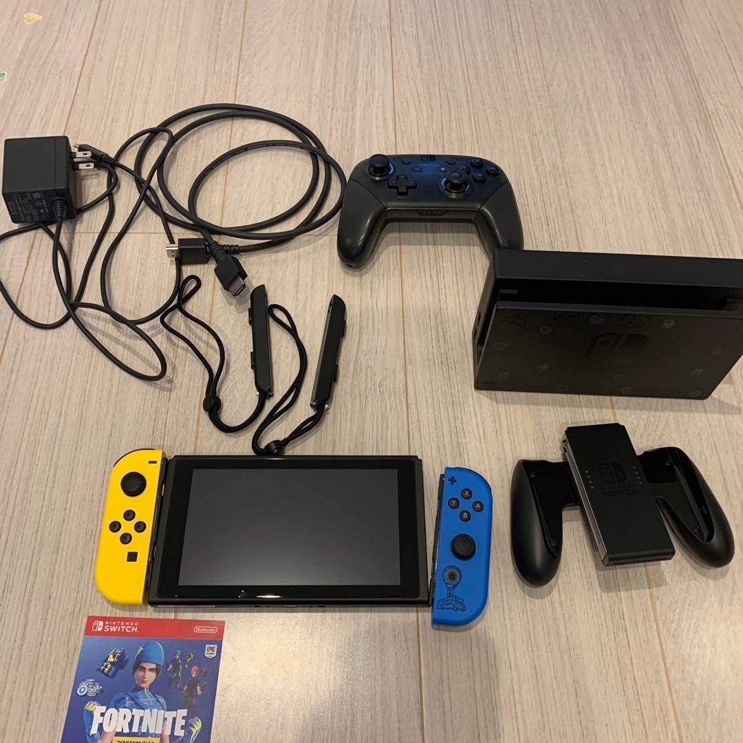Nintendo Switch フォートナイト コードあり