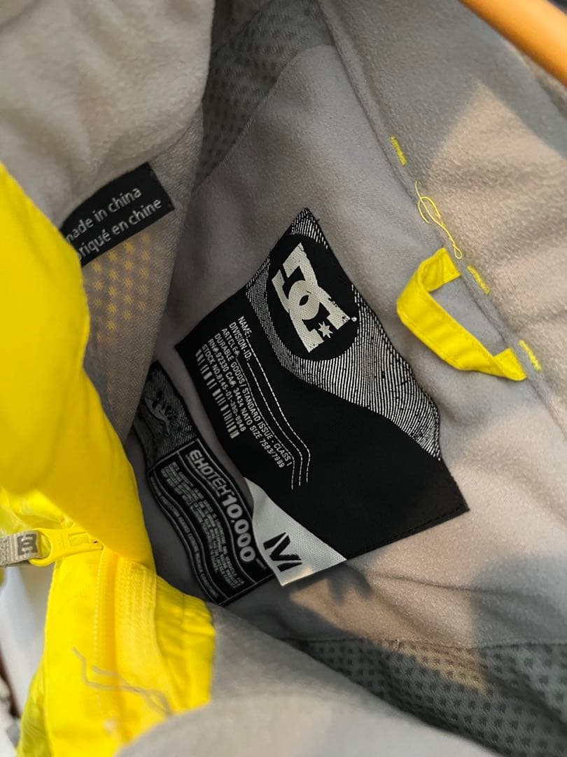 早い者勝ち！【美品】DC スキー/スノーボードウェア レディース 上下セット