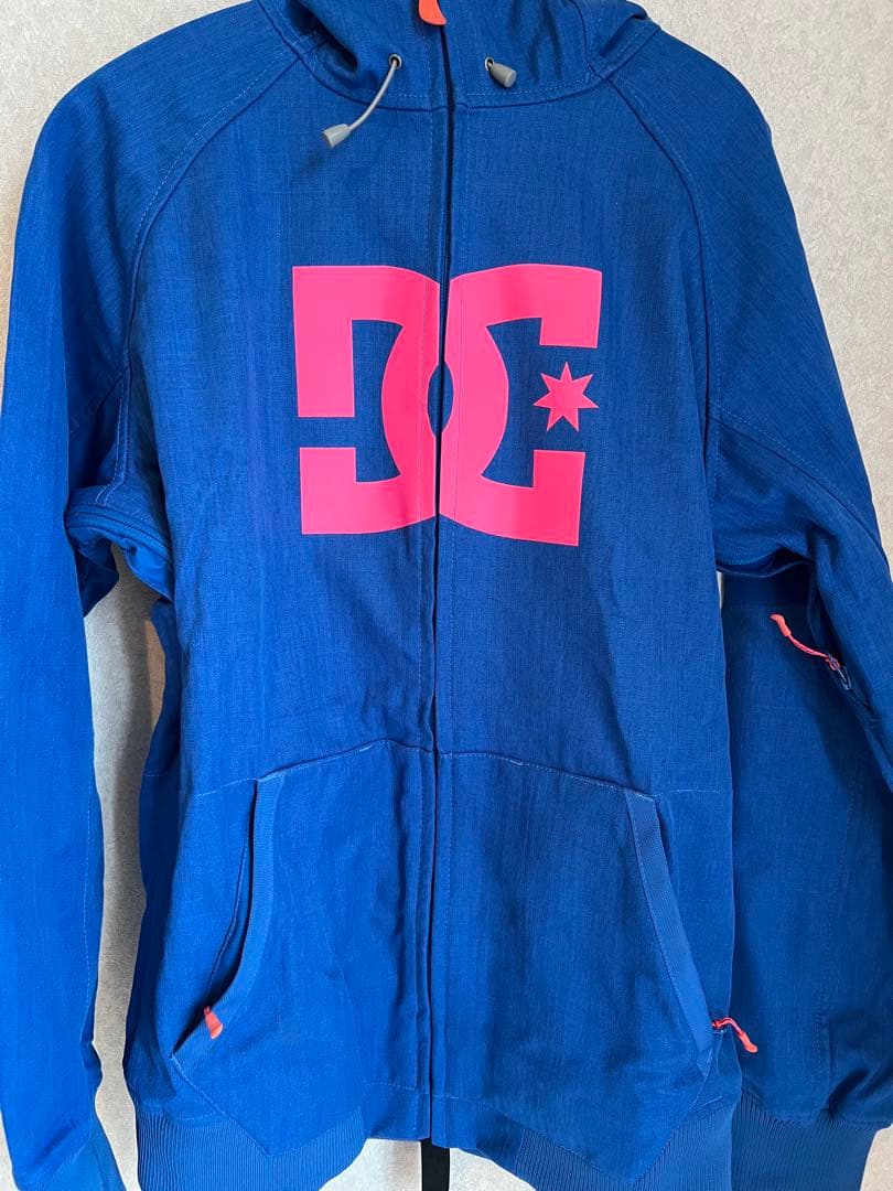 早い者勝ち！【美品】DC スキー/スノーボードウェア レディース 上下セット