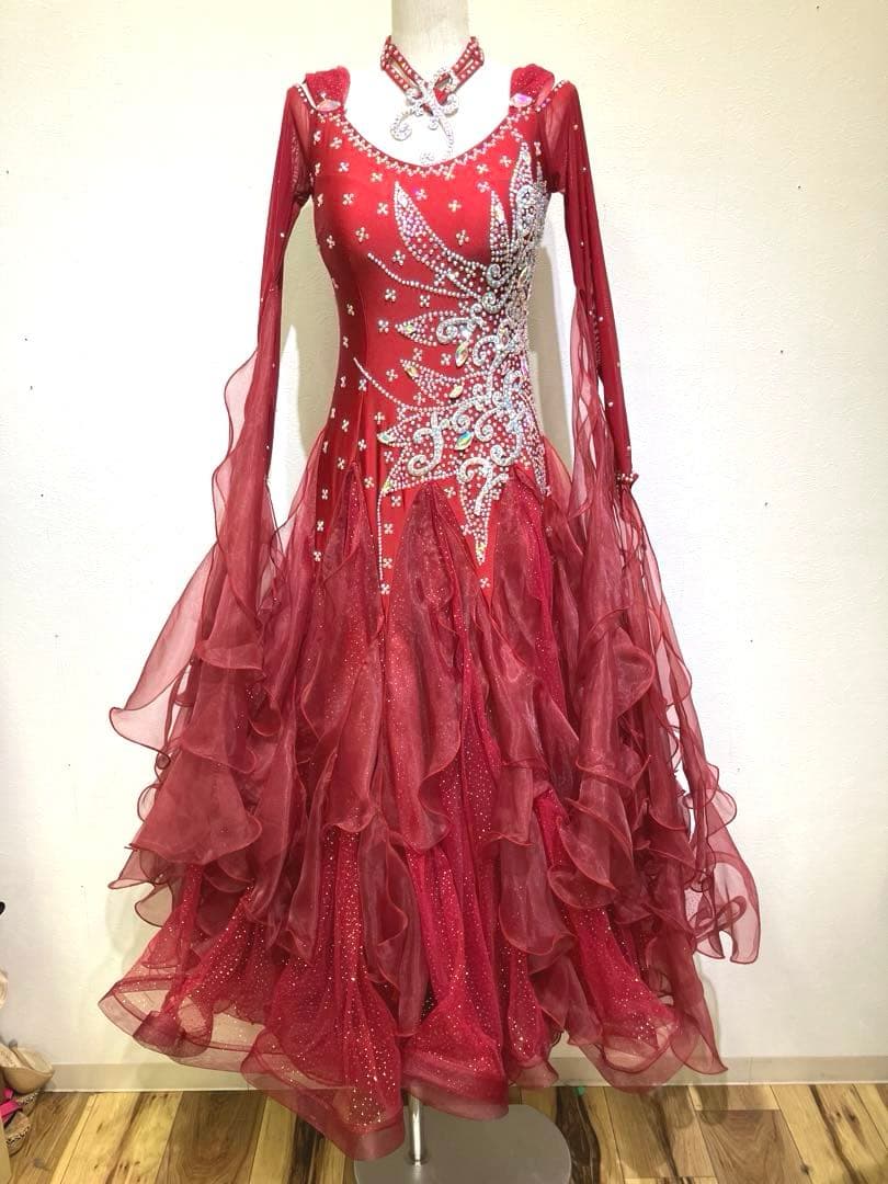 社交ダンス　スタンダードドレス　モダンドレス　赤　スパンコール