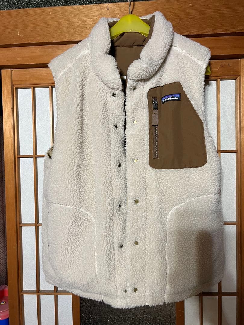 パタゴニア　リバーシブル　ビビー　ダウン　ベスト　patagonia