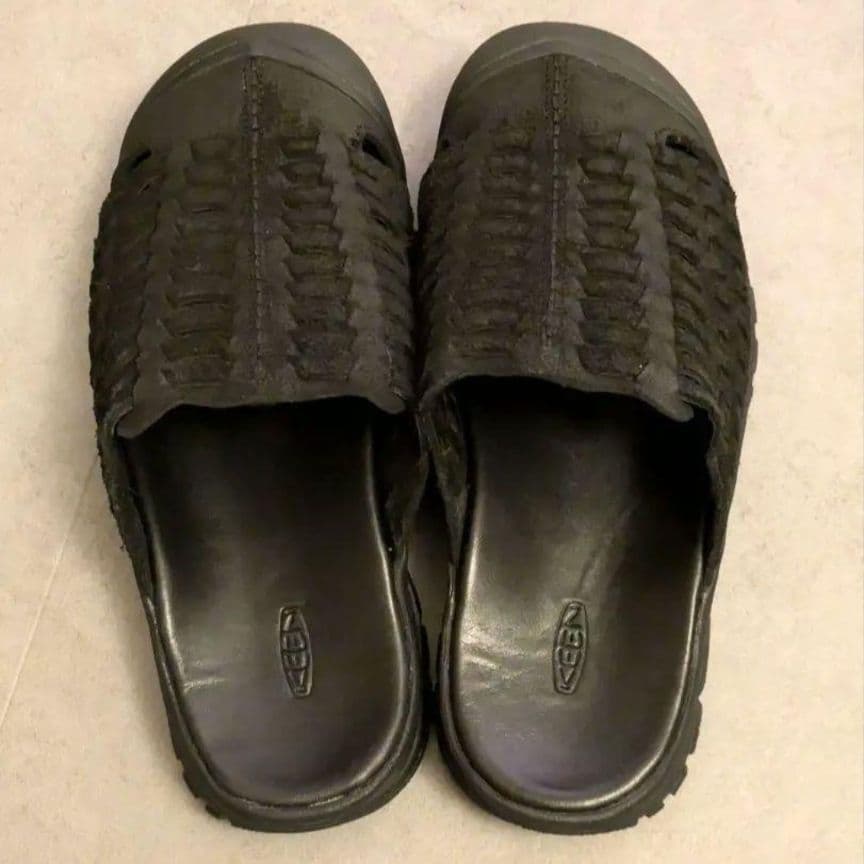 窪*壱様 KEEN ブラック スライドサンダル hykeコラボと同仕様