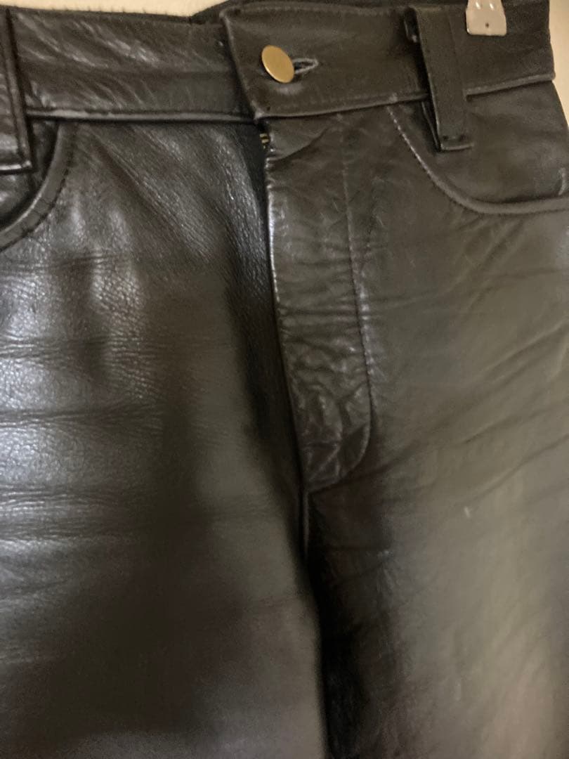 デ*君様 本日のみお値引きVANSON 革パン　28