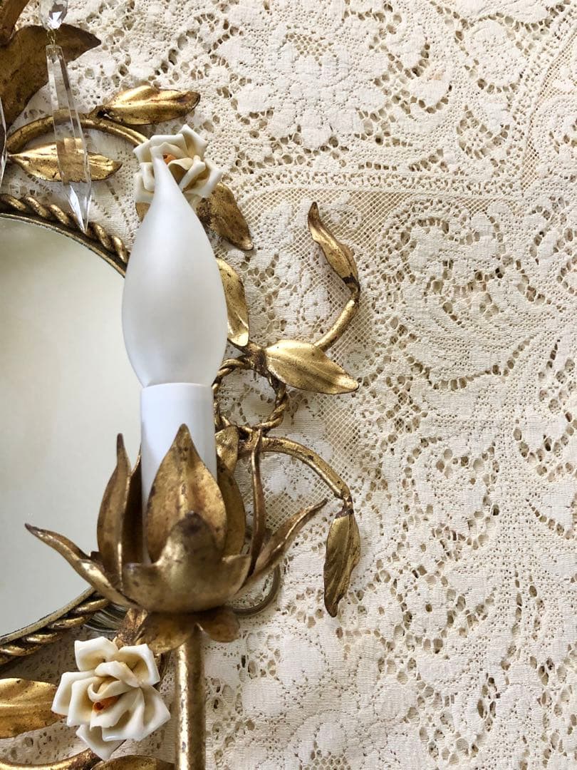 再再値下　豪華　ヴィンテージITALY 薔薇&クリスタル装飾♪燭台ランプ付壁掛鏡