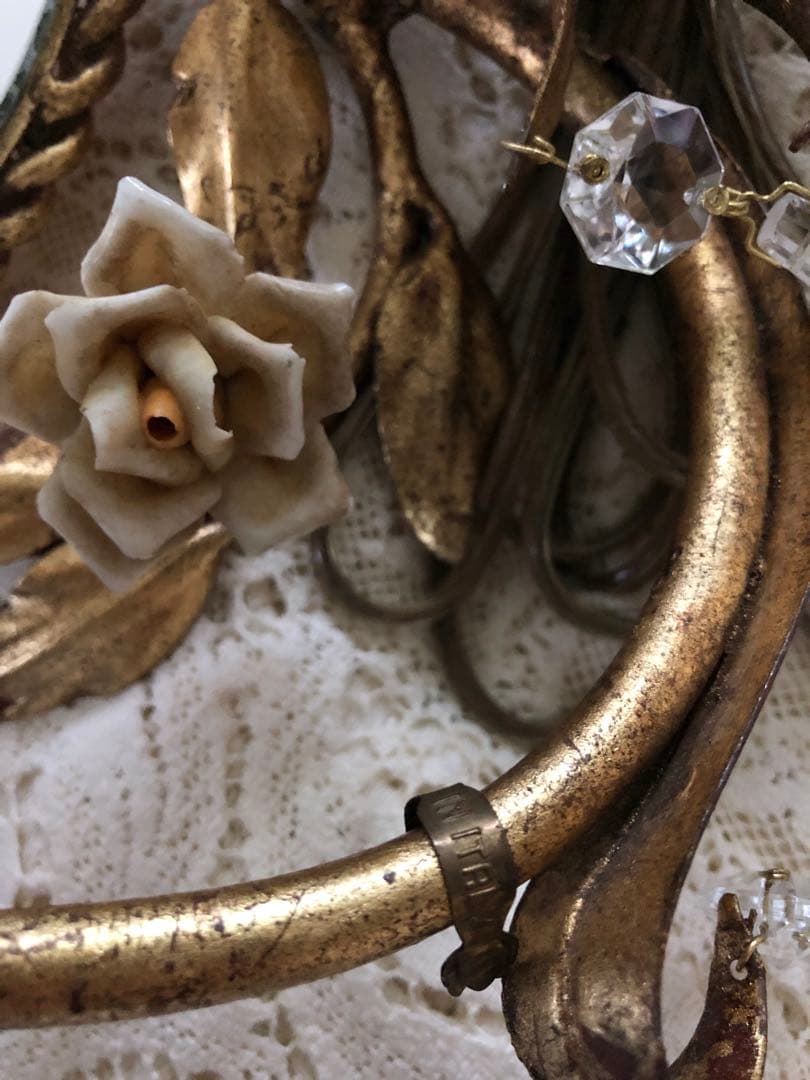 再再値下　豪華　ヴィンテージITALY 薔薇&クリスタル装飾♪燭台ランプ付壁掛鏡